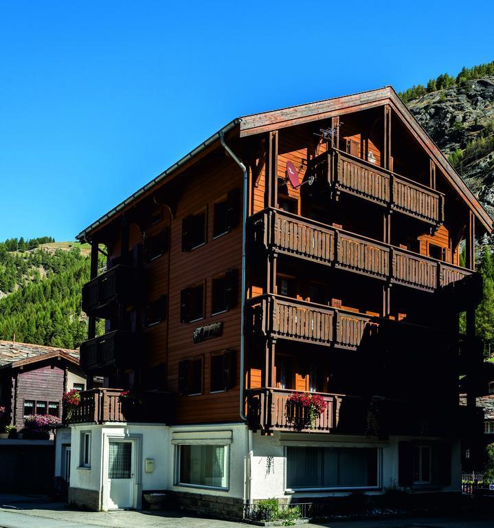 Haus Amour Saas-Grund Buitenkant foto
