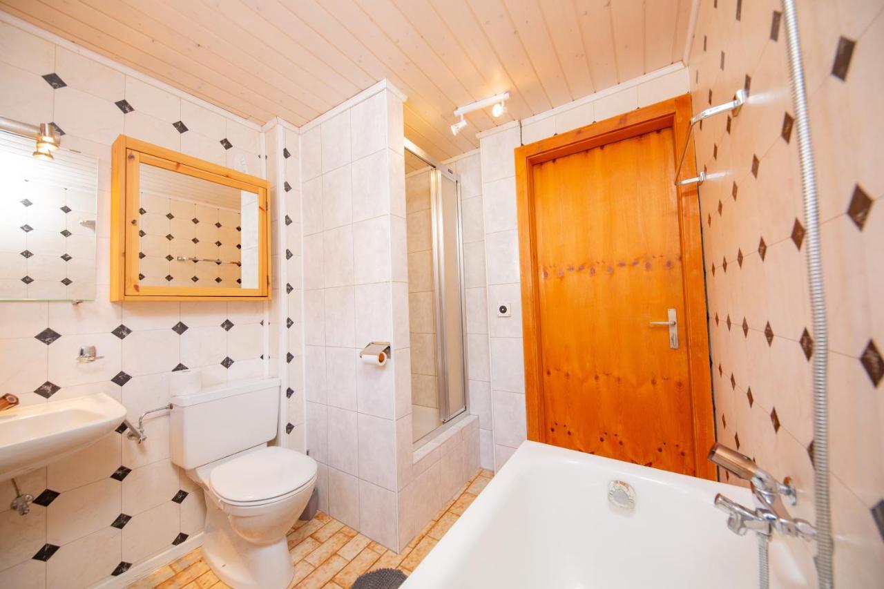 Haus Amour Saas-Grund Buitenkant foto